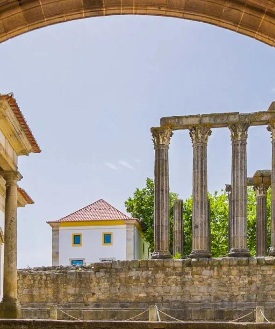 evora